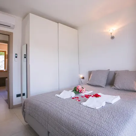 Vakantiehuis Sleeps 6 Pool Air Con Tremezzo